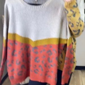 Easel leopard color block sweater. Size small.